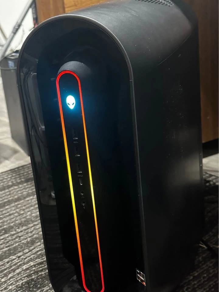 RTX 3080 Alienware Gaming PC - photo 2