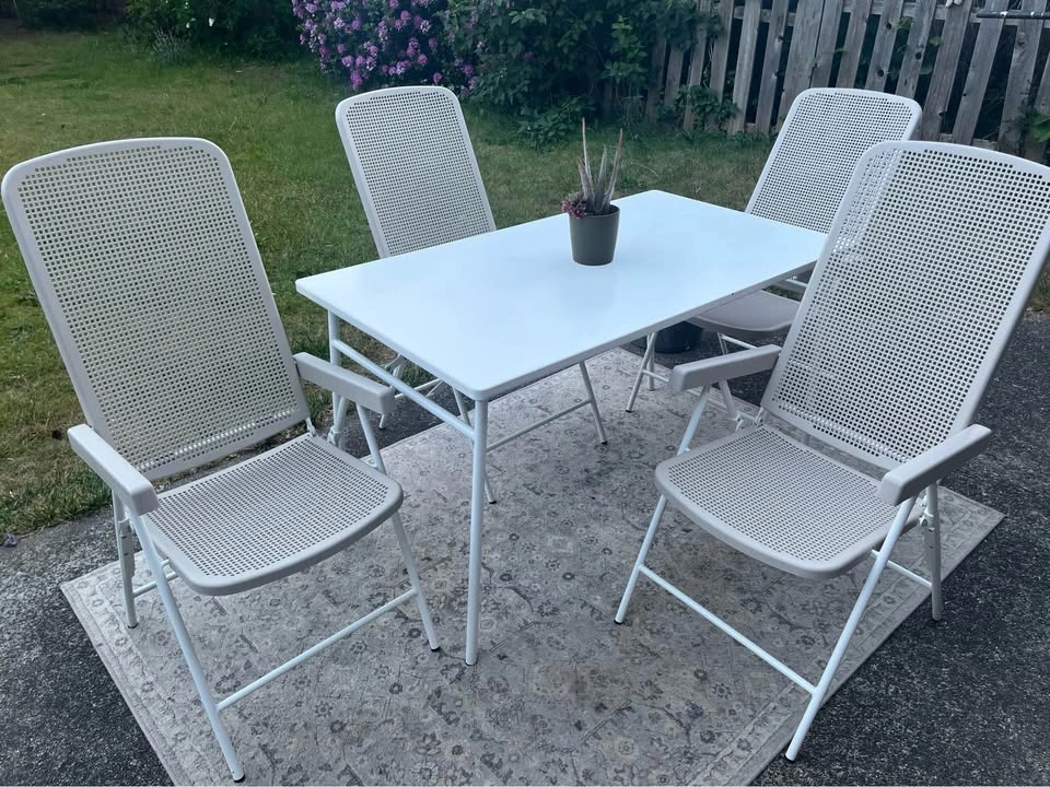 Excellent Outdoor Patio Set – Table + 4 Reclining Chairs (IKEA) - photo 2