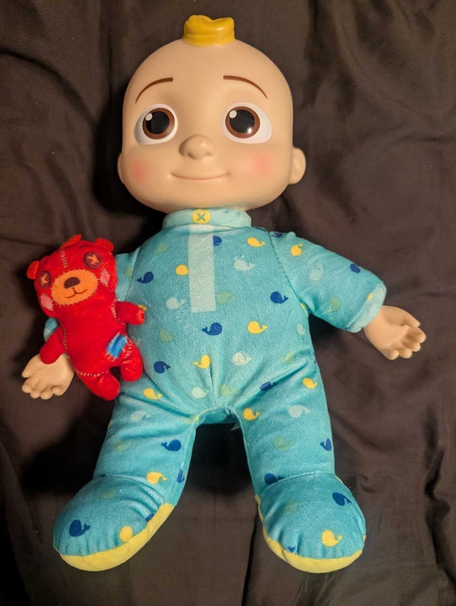 Bandai Cocomelon JJ Doll - photo 2