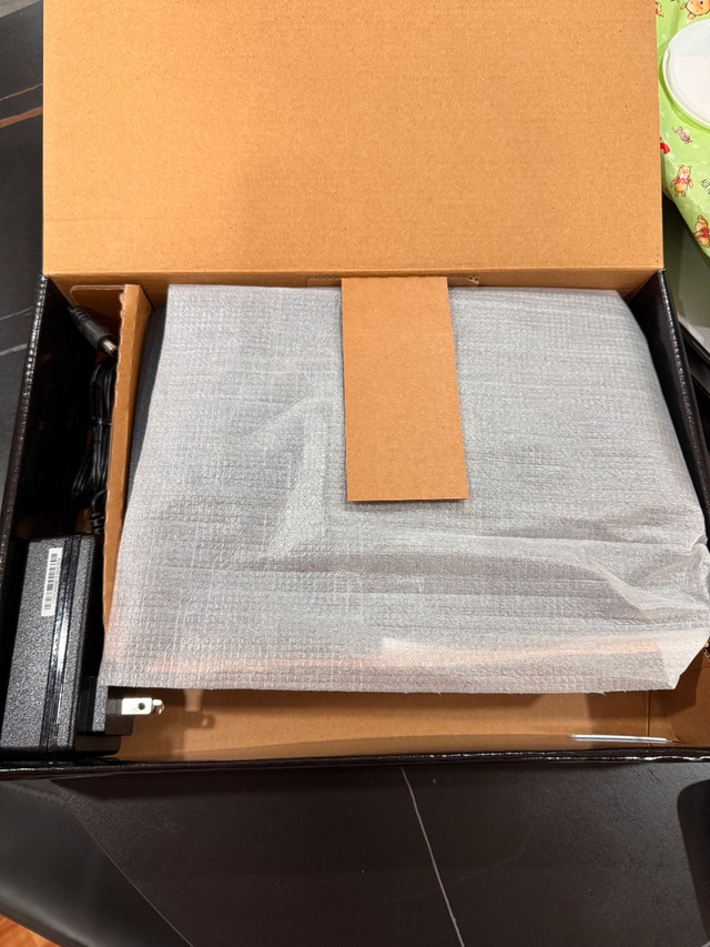 Linksys AC 1600 Dual Band Router - $25 - photo 3
