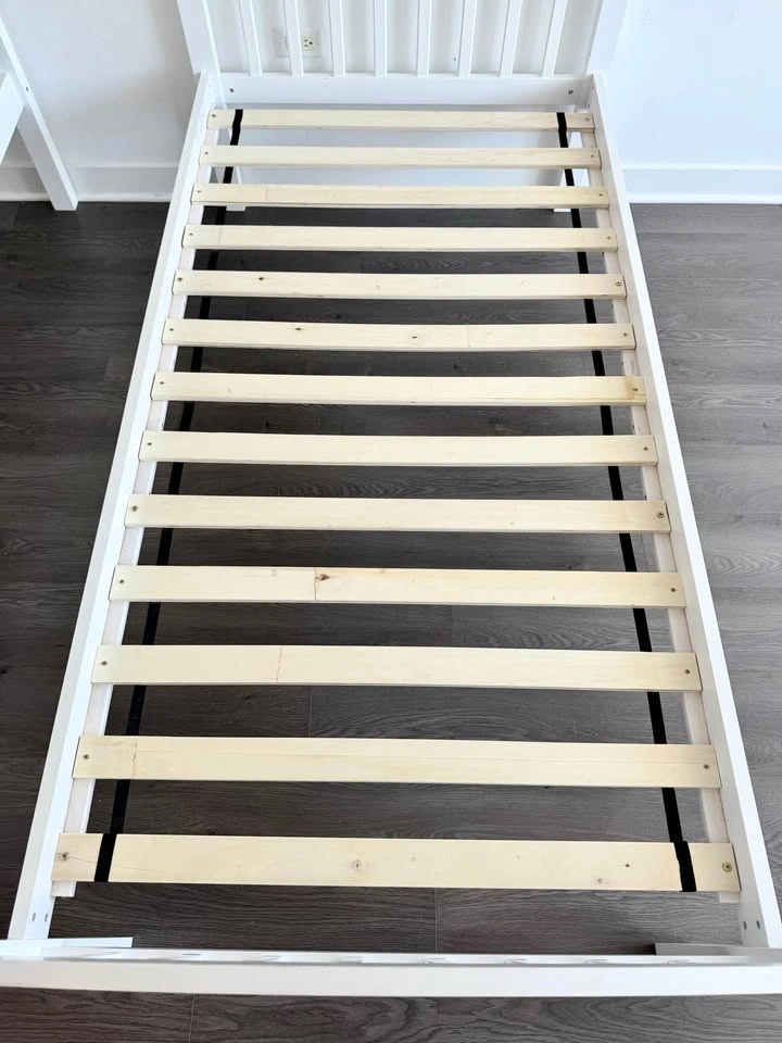 Twin Bunk Bed Frame (Mattresses X) - Converts into Two Twin Beds - photo 4