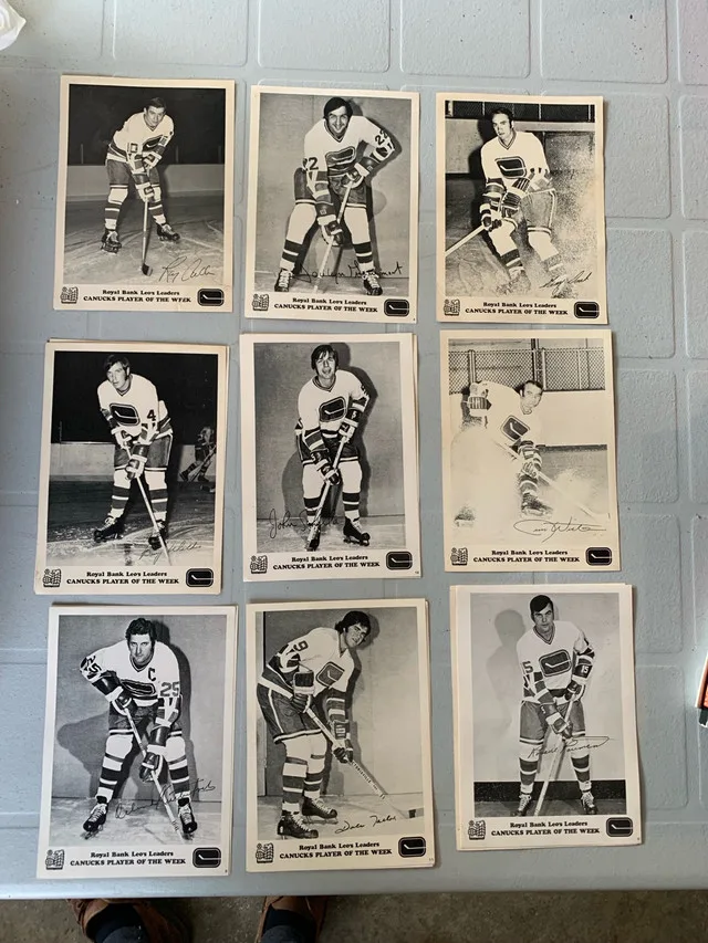 Vintage Royal Bank Canucks Hockey Cards thumbnail