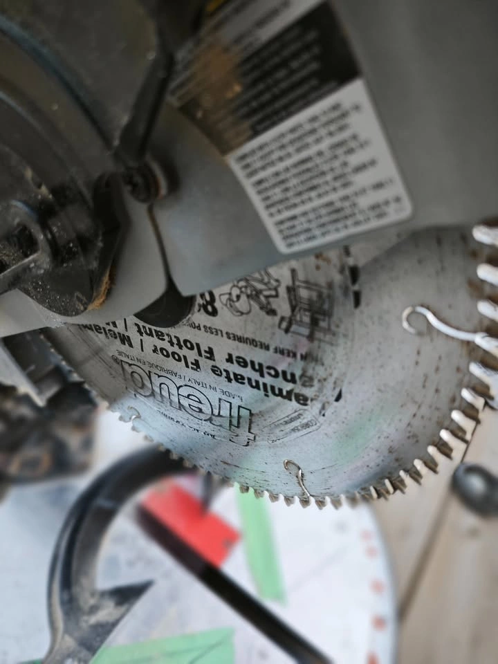 10” Miter Saw Black and Decker - photo 4