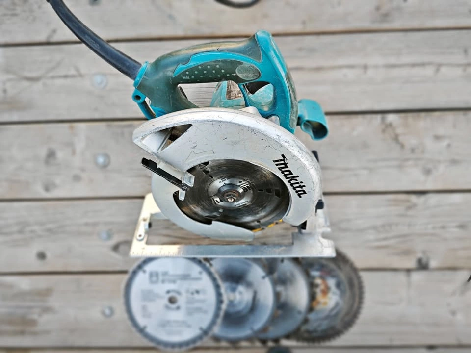 Makita 7.25 Circular Saw