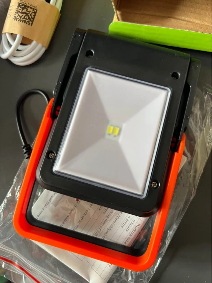 Electric Torch Flashlight and Solar Reading Light - photo 4