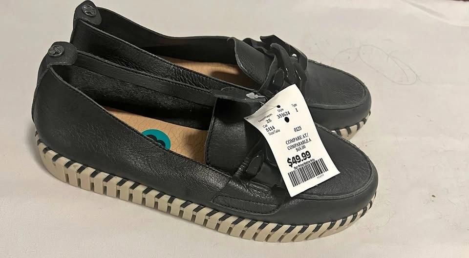 Bottero Comfort Leather Loafers - Size 8 - Black - NWT