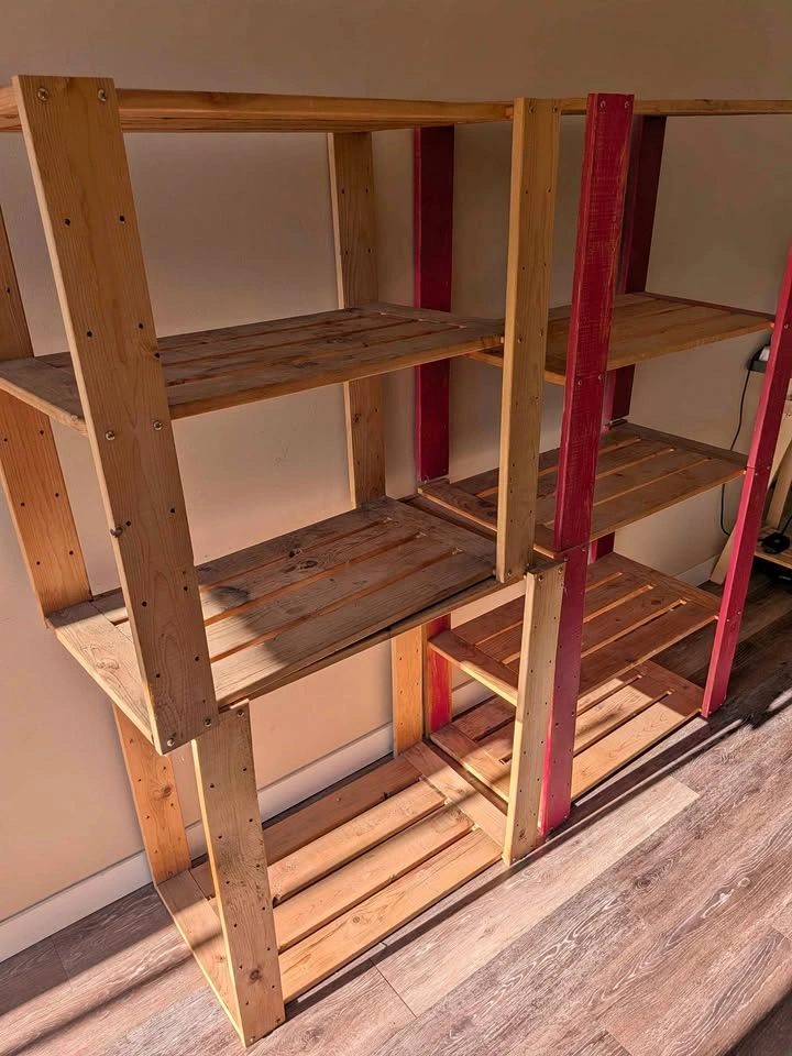 Pine Outdoor Shelves