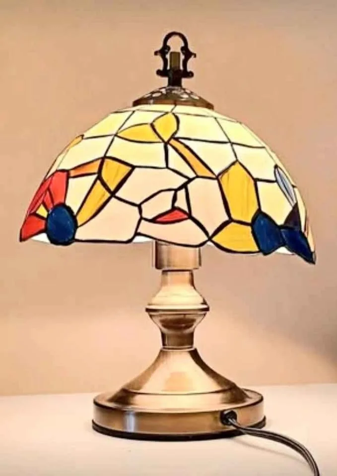 Tiffany Style Table Lamp thumbnail