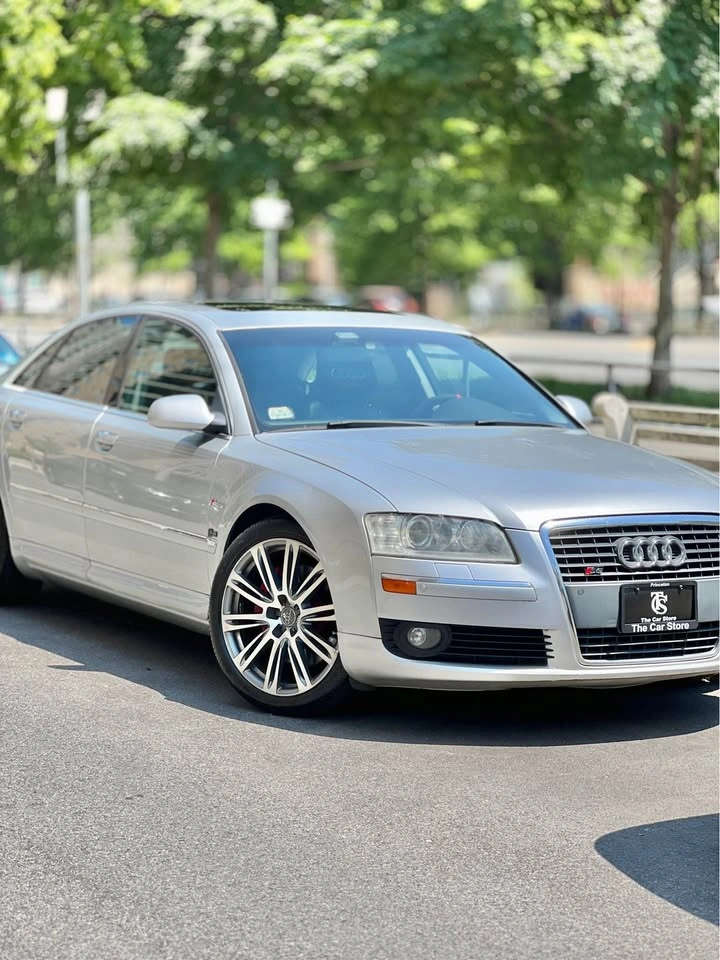 2007 Audi A8 4.2 Quattro Sedan 4D - photo 2