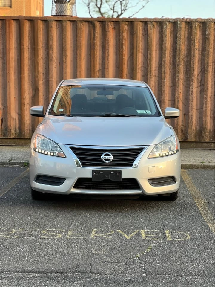 2013 Nissan Sentra SV Sedan 4D - photo 2