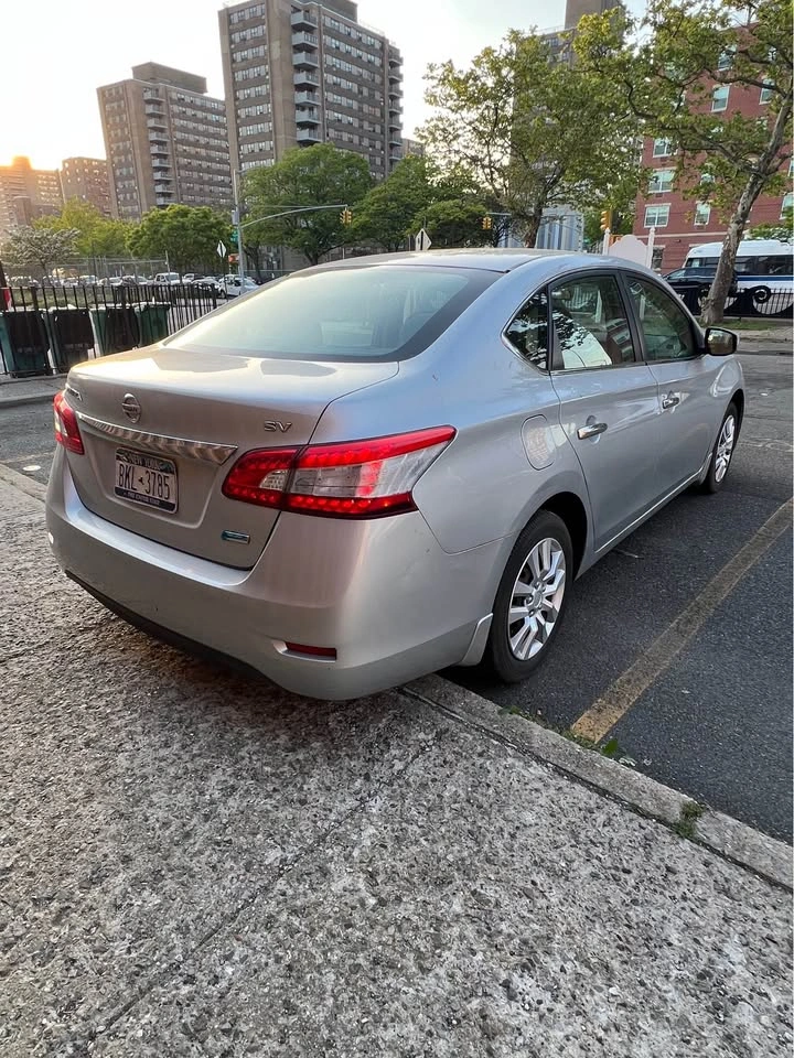 2013 Nissan Sentra SV Sedan 4D - photo 4
