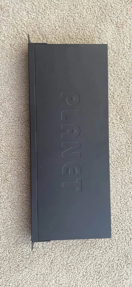24 Port Rack Mount Switch Planet GSW-2401 - photo 2