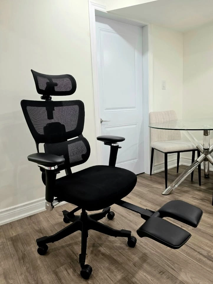 FlexiSpot C7 Max Ergonomic Office Chair w/ Footrest - photo 2
