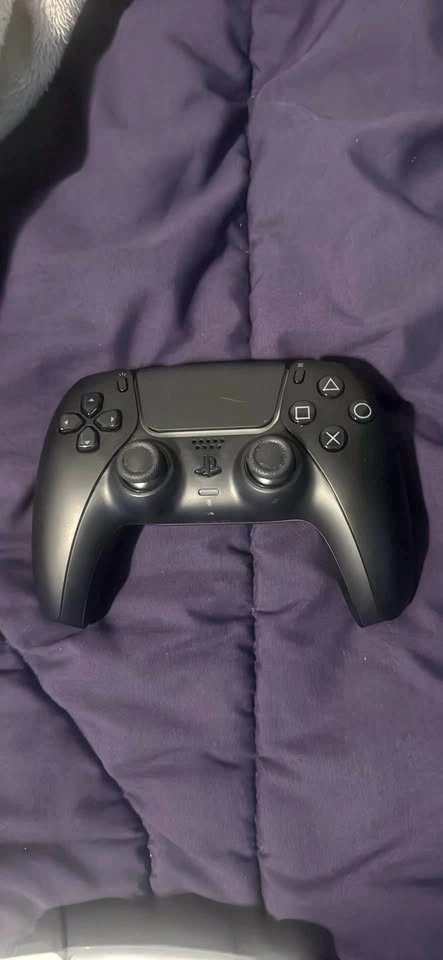 PlayStation 5 DualSense Wireless Controller – BLACK