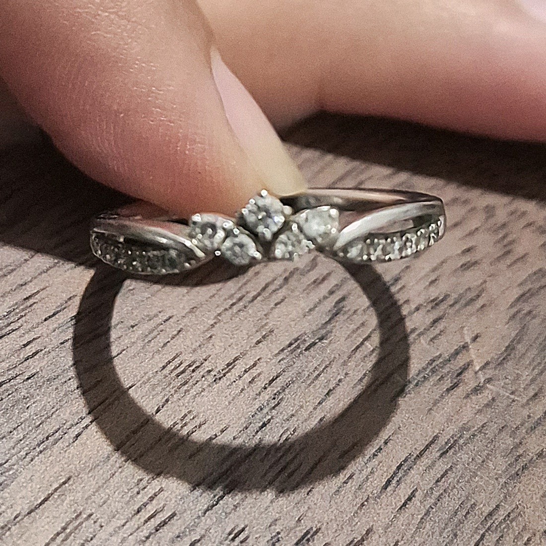 Single Band Curved Wedding Band - photo 3