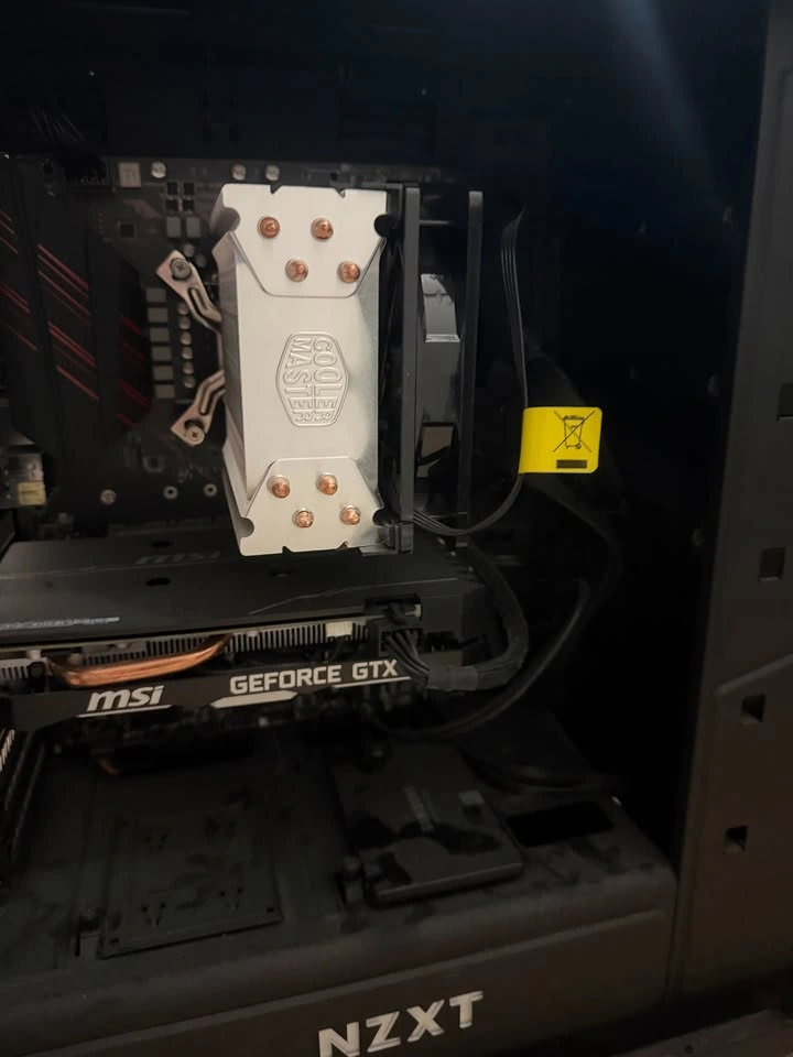 Custom Gaming PC (GTX 1660 Ti, i5-8600K, 16GB) - photo 4
