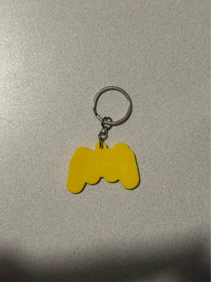 Yellow PS3 Keychain - photo 2