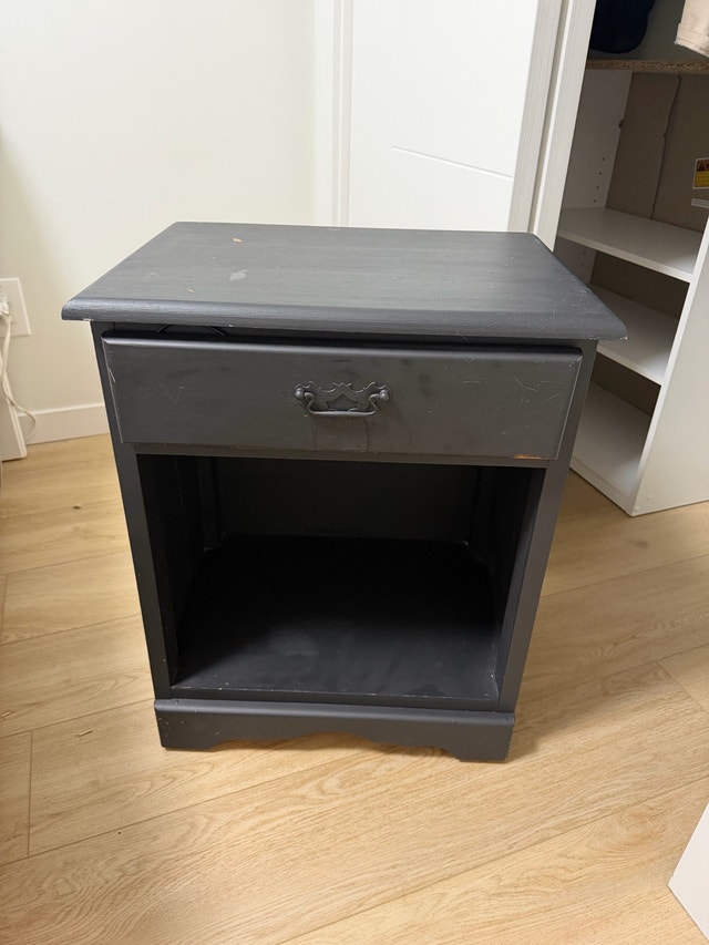 Nightstand - photo 2
