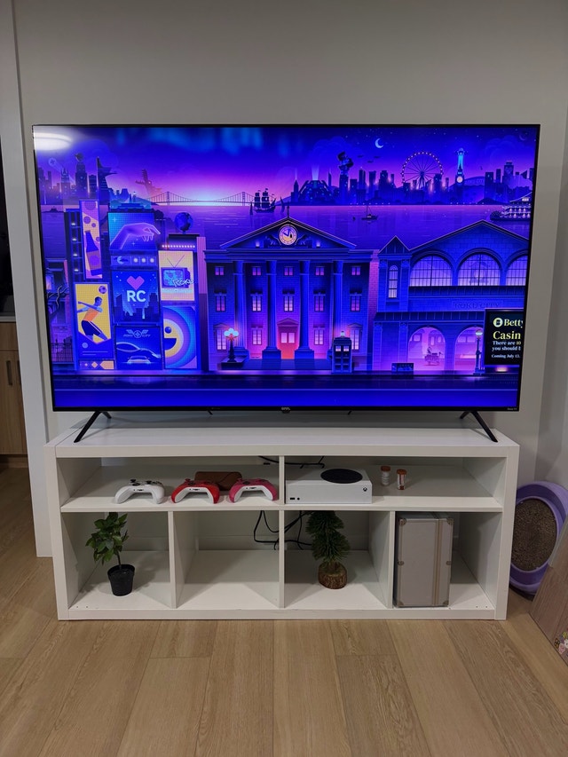 65" Roku Smart TV and TV Stand