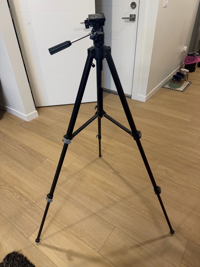 Vivitar Tripod
