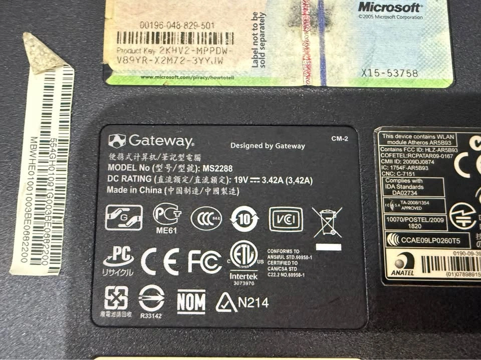 Gateway Laptop AS IS Good for Parts Only - photo 4