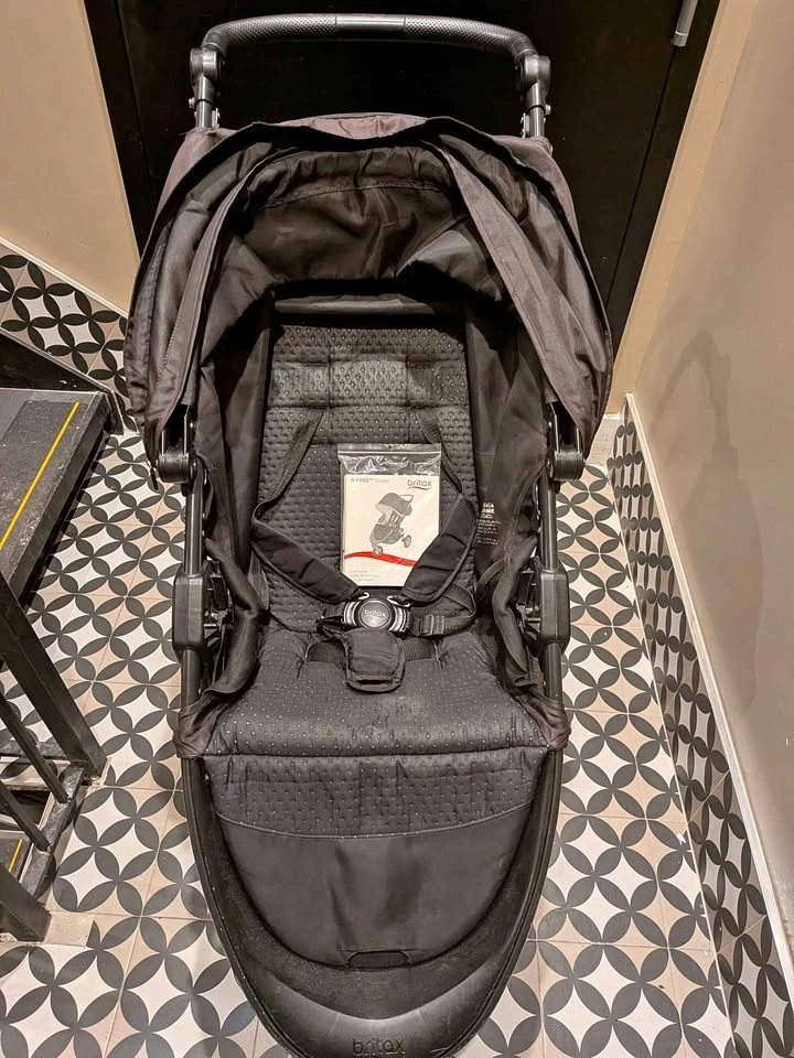 Britax B-FREE Stroller