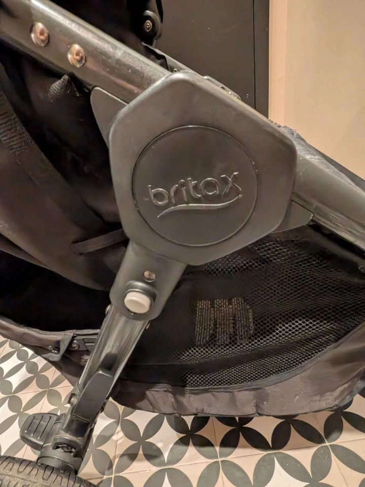 Britax B-FREE Stroller - photo 4