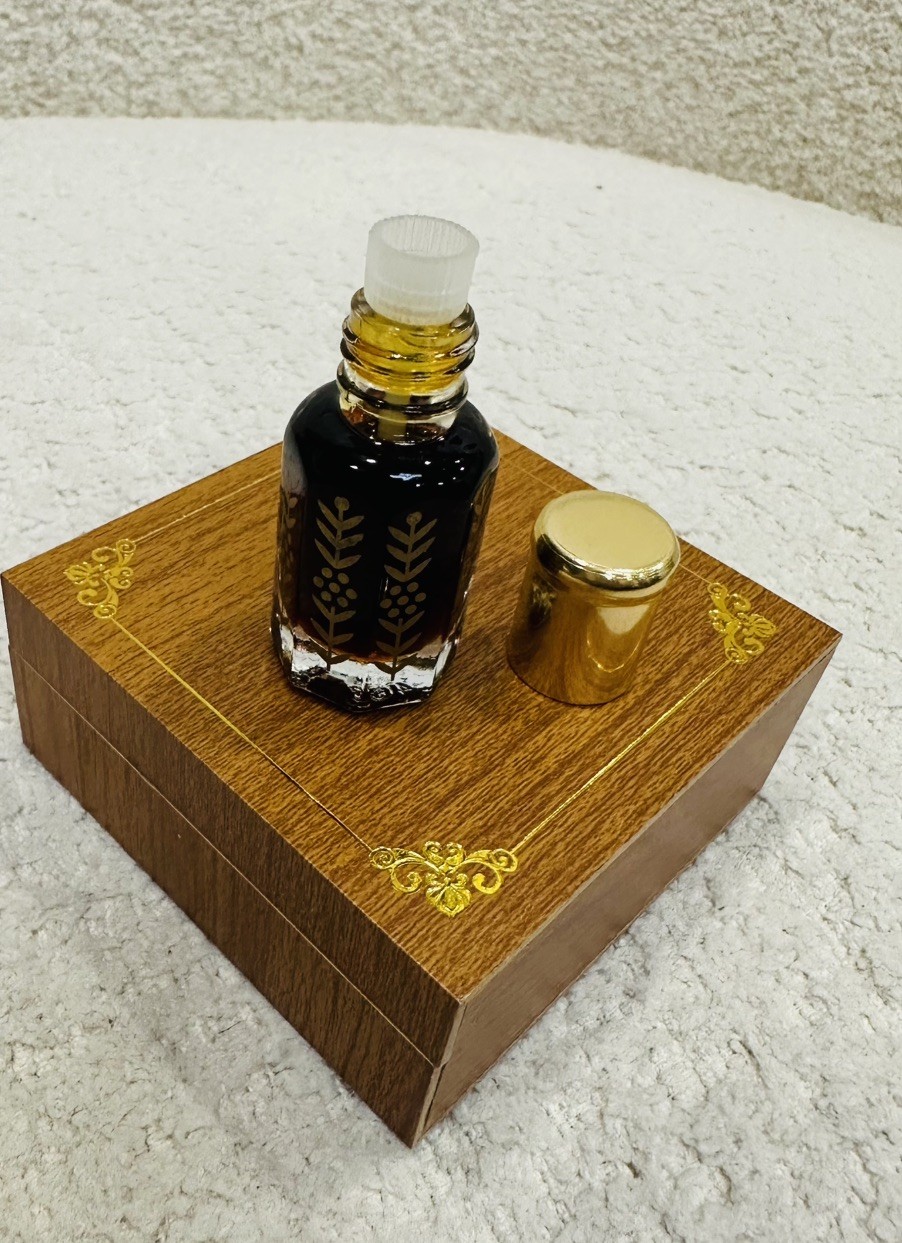 100% Pure Agarwood Oud Oil Cambodi GRADE A (6ML) - photo 3