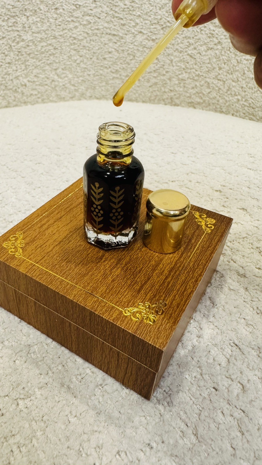100% Pure Agarwood Oud Oil Cambodi GRADE A (6ML) - photo 4