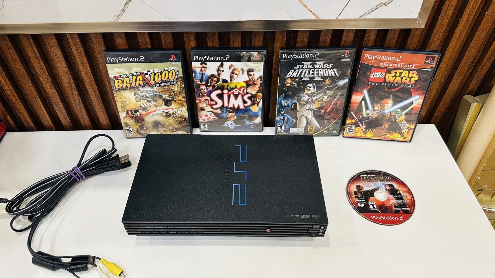 Sony PlayStation 2 PS2 Fat Console SCPH-39001 + 5 Games