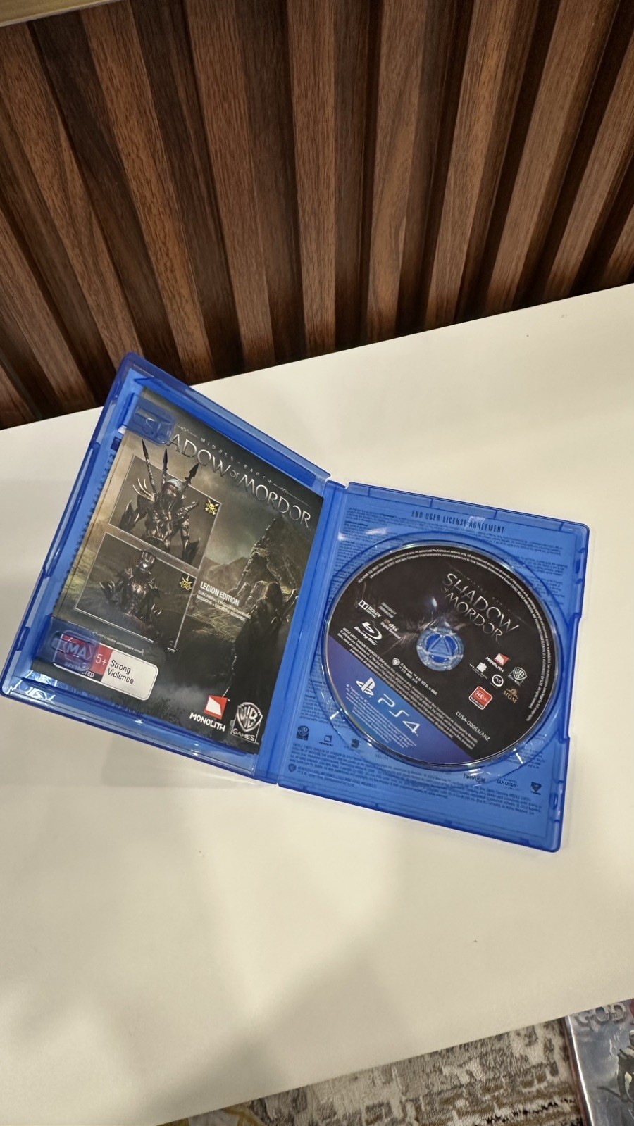 Middle-Earth: Shadow of Mordor - PS4 - photo 3
