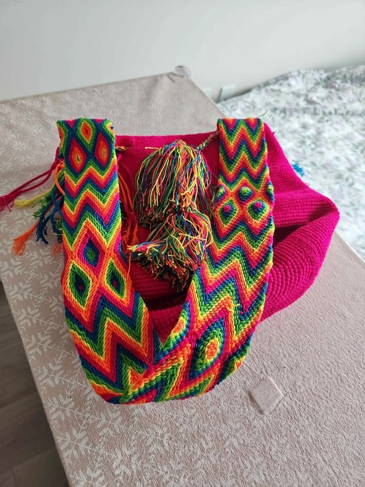 Magenta Large Mochila Bag
