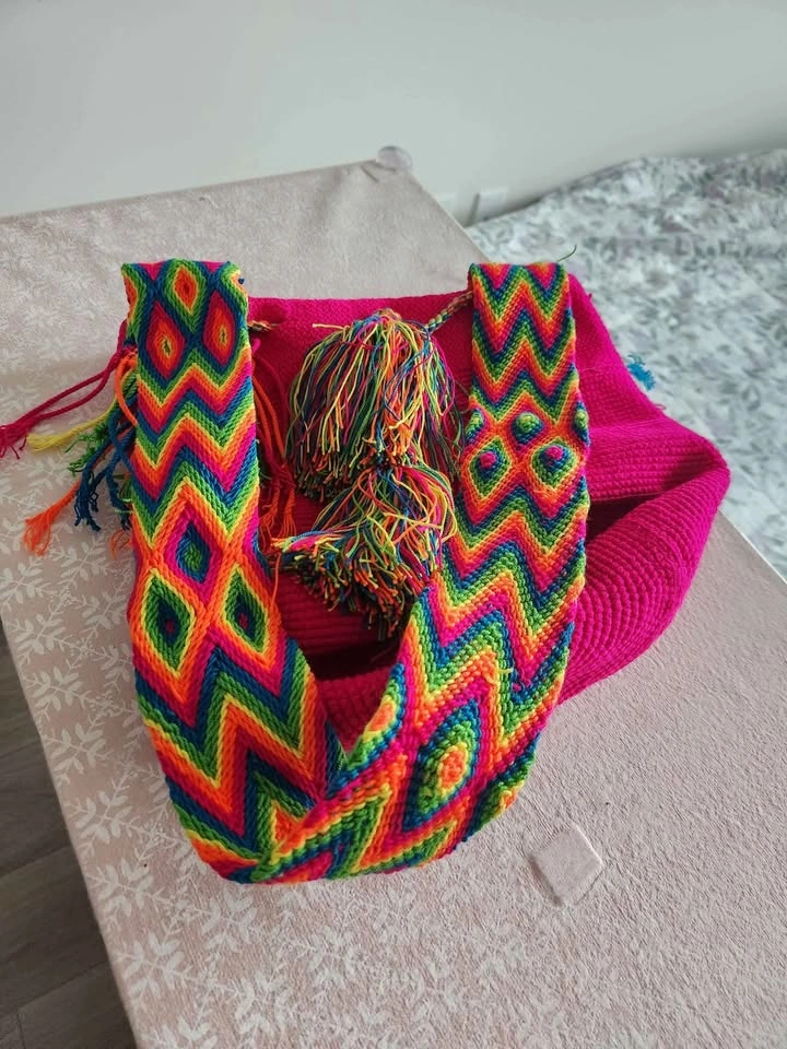 Magenta Large Mochila Bag - photo 2