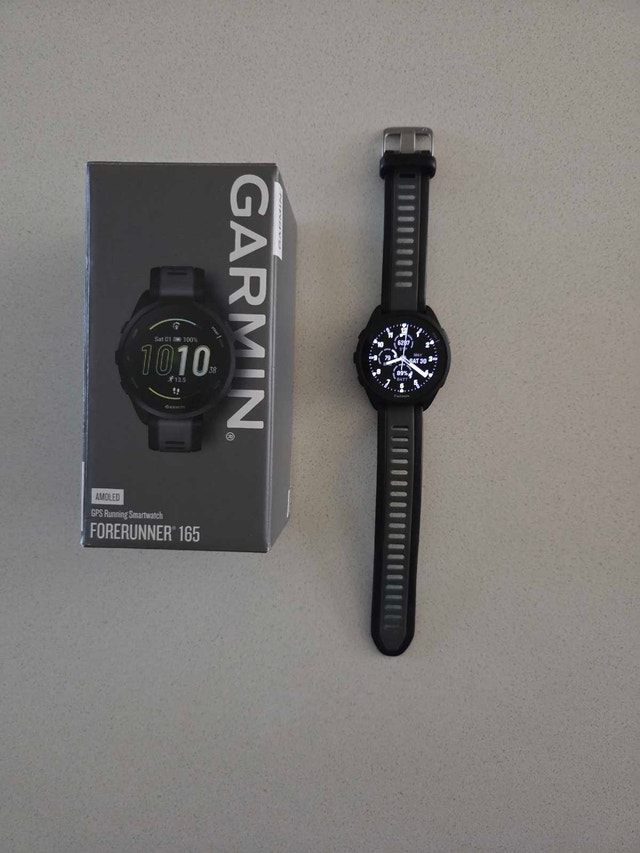 Garmin Forerunner 165 - Like Brand New! - photo 2