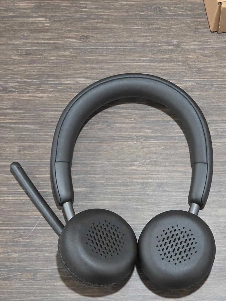 Dell Pro Wireless Headset (WL3024) with Mic – Like New Open Box - photo 2