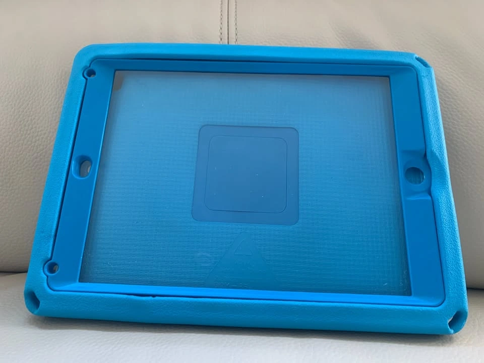 iPad 5th/6th Gen Case with Screen Protector & Handle - photo 2
