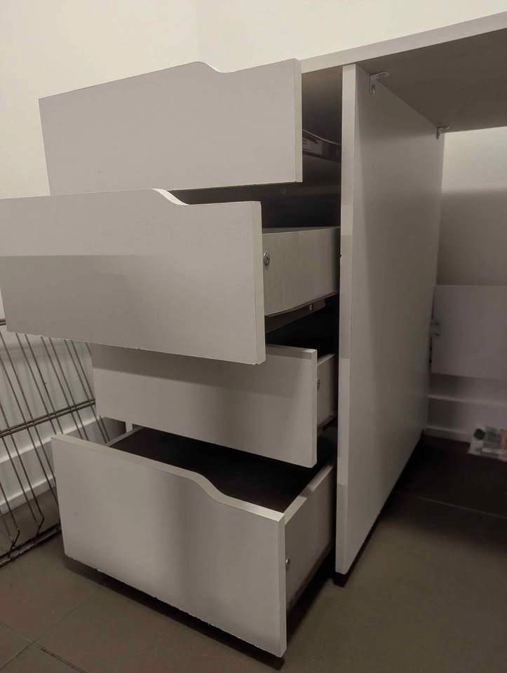 White Work Desk with Wheels - photo 3