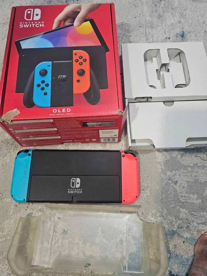 Modded Nintendo Switch OLED Bundle - 10 Games - photo 2