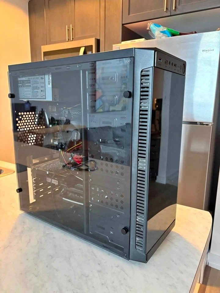 1080p Gaming PC + BenQ 1080p Monitor - photo 5