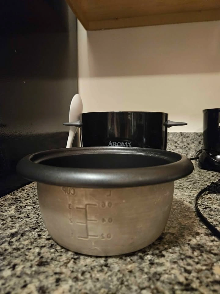 Aroma Rice Cooker - photo 2
