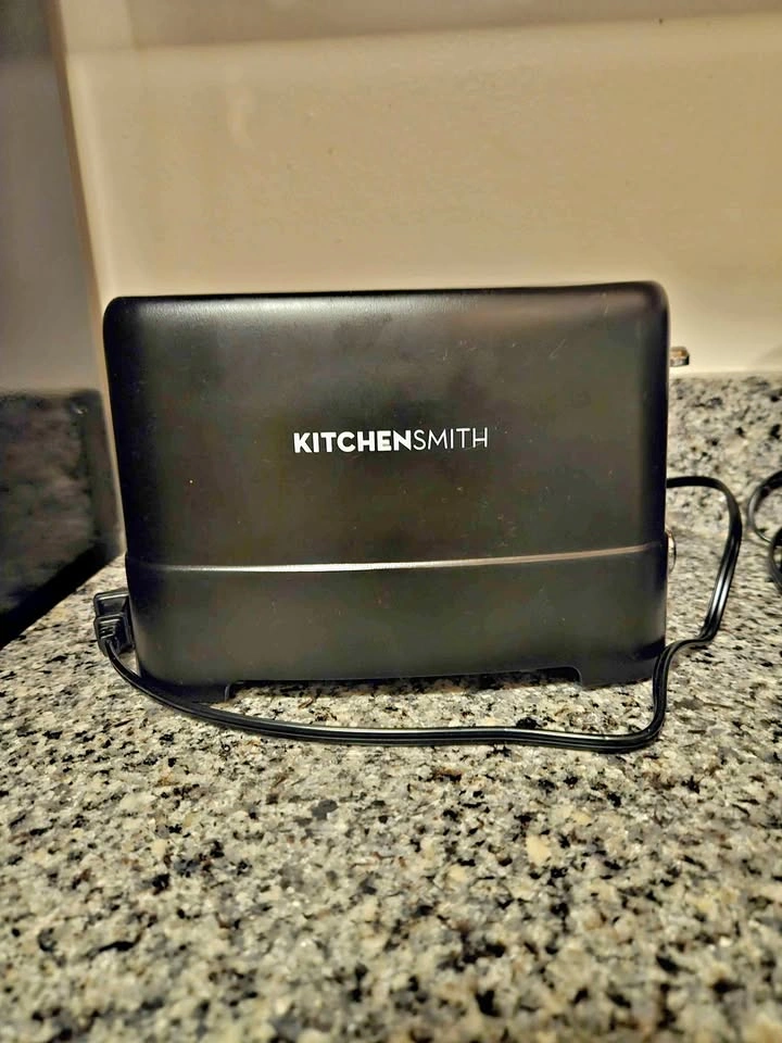Kitchensmith Toaster