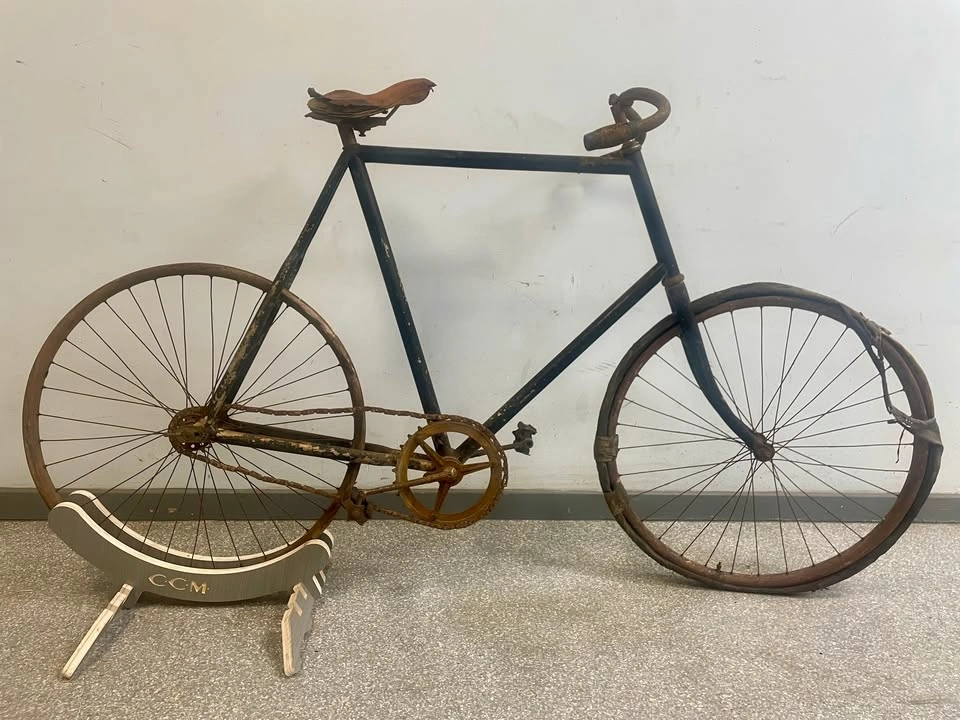 ISO Pre-war antique bicycles - photo 5