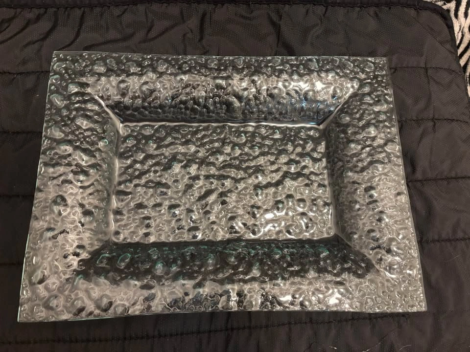 Beautiful Bubbled Glass Serving Platter $20obo - photo 2