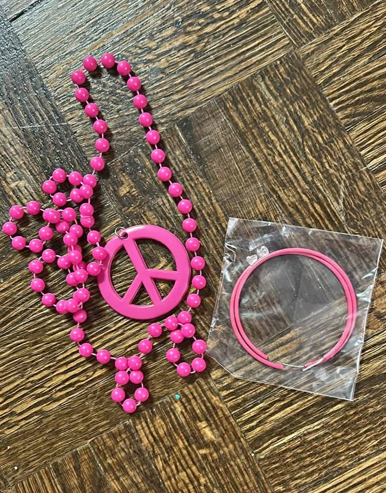 Love Peace Symbol Pendant Necklace Beads Chain & Earrings - 60s
