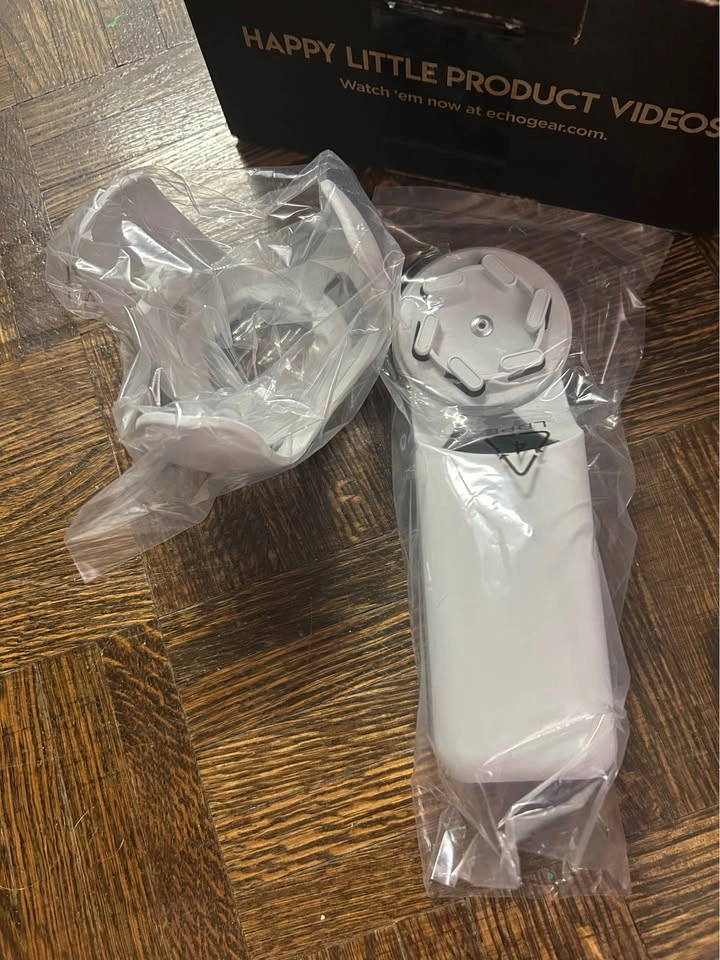 Made for Amazon Hanger - White (Echo Dot 4th Gen) - 2 Available - photo 3
