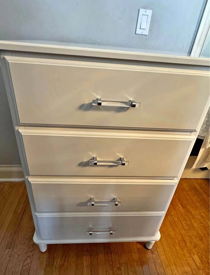 Free delivery - 4 white drawer dresser