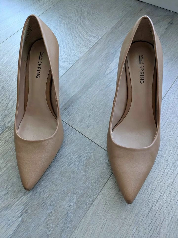Call it spring pumps sz 6