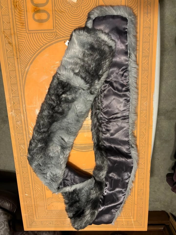 Calvin Klein Faux Fur Scarf $10 - photo 2