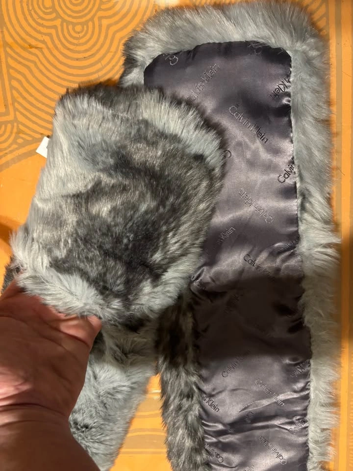 Calvin Klein Faux Fur Scarf $10 - photo 4