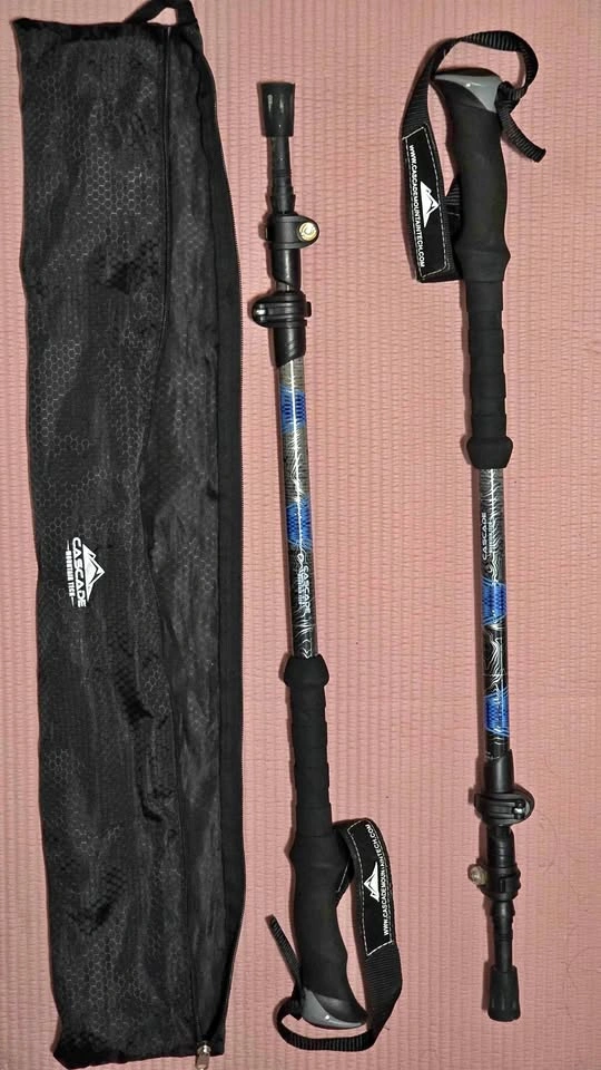 Cascade Mountain Tech Trekking Poles